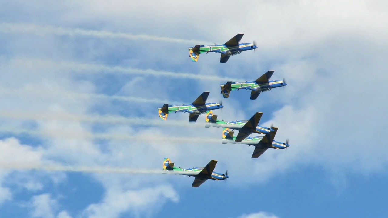 Esquadrilha da Fumaça Praia do Laranjal 2018 by Fly Camera Pelotas