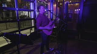 Live Looping at Kenzington Burger Bar with Daniel Humphreys