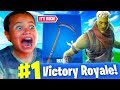 SURPRISING MY LITTLE BROTHER WITH THE REAPER PICKAXE!! HE HAD NO IDEA IT WAS IN THE SHOP! - FORTNITE