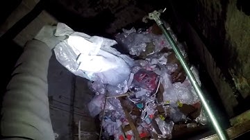 Aldi Dumpster Diving ! lost footage Diving Aldi , CVS and more