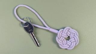 Shoelace Keychain with Celtic Button Knot | Step-by-Step