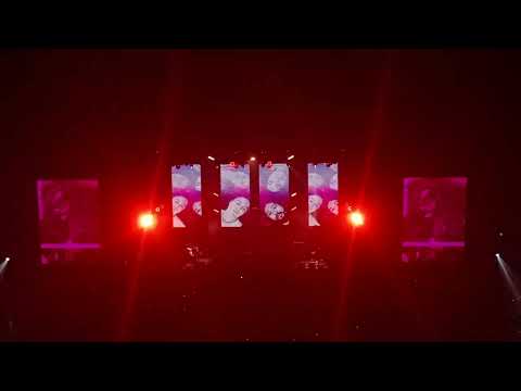 Malayneum 23 Butterfingers Concert Chemistry Between Us Song Malayneum 23 Butterfingers Concert Chemistry Between Us Song