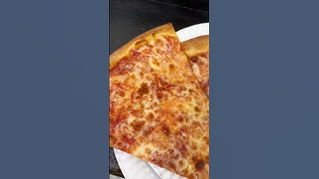 Thumbnail of I tried New York Dollar Slice Pizza