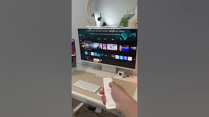 The BEST 32” Monitor: Samsung M8 🖥️