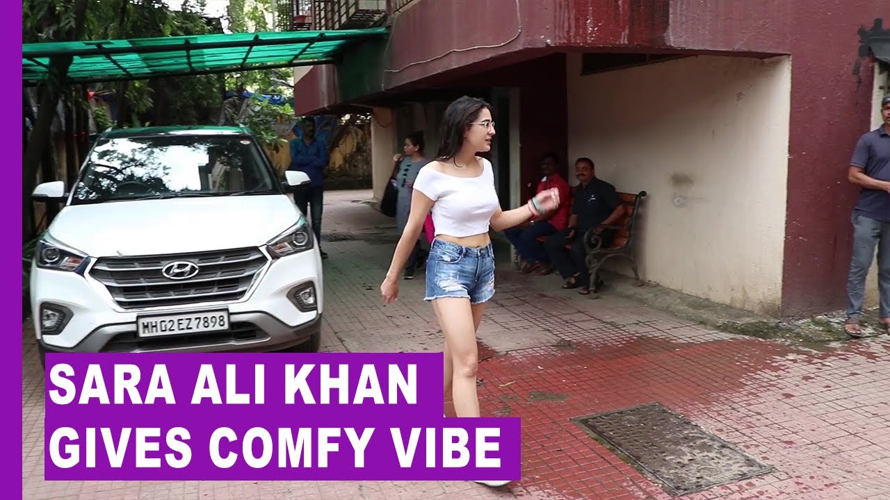 Sara Ali Khan flaunts perfect figure, makes heads turn in Mumbai - ANI News