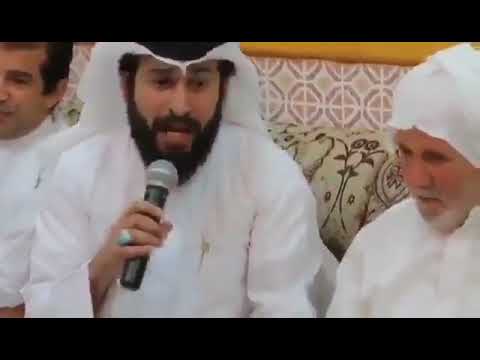 قراءه موال على الطريقة العمانية في أحد مناسبات أهل البيت ع