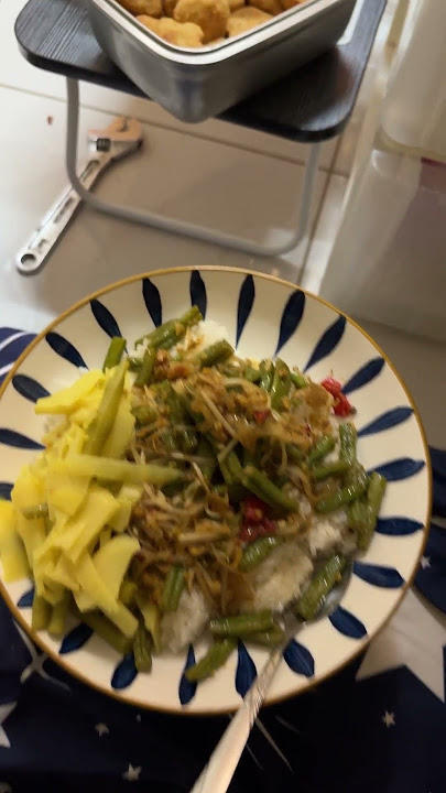 Oseng kacang and naget #ngenaknemadang #shortvideo #food #cooking #yutubeshorts
