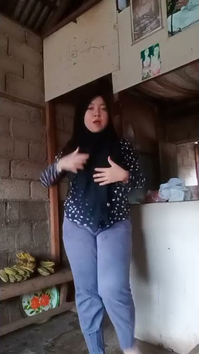 Joget tiktok viral cewek hijab tembem