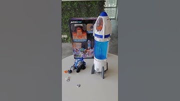 3…2…1… blast off into space with ASTROPOD DELUXE!  #silverlit #astronaut