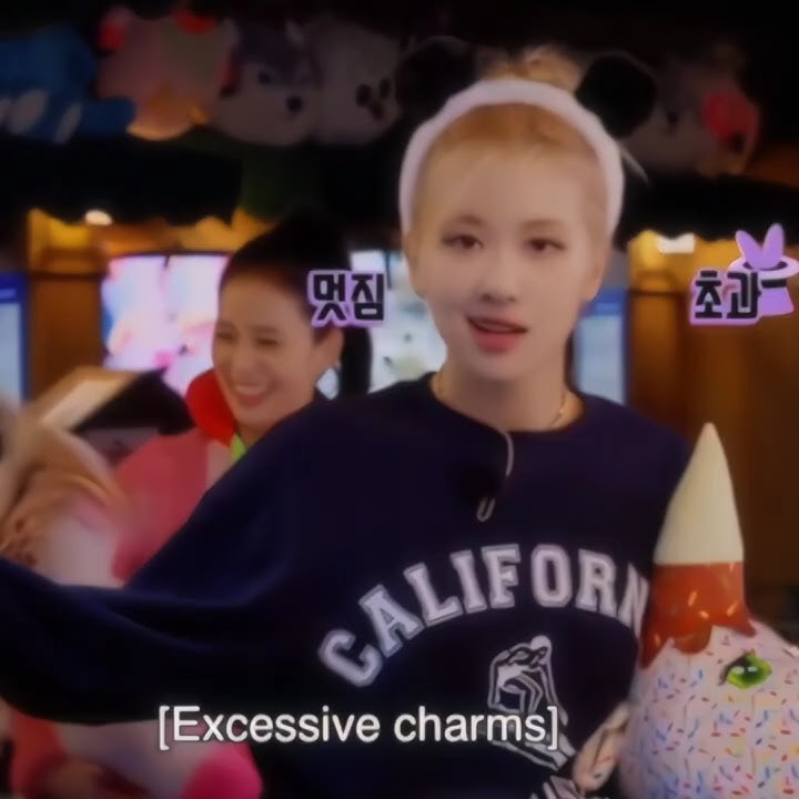 Cute moments when Blackpink play together 😂 #blackpink #jisoo #jennie #lalisa #rosé #idol #kpop