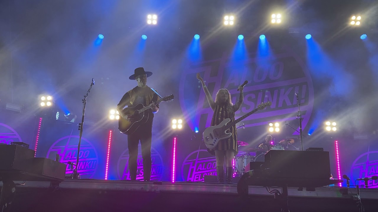 Haloo Helsinki! - Kuussa tuulee (Iskelmä Himos 01.07.21)