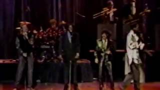 MTV Awards - Hall & Oates "The Way You Do the Things You Do/My Girl" - 1985 chords