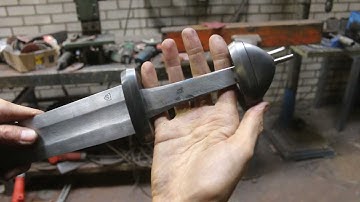 Forging a Viking sword, part 4, making the pommel.