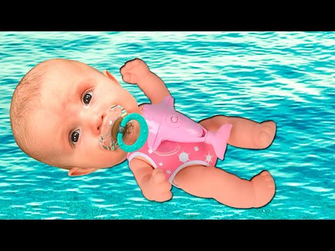 Andrew and Lika play together and sing kids song - Bath Song with kids