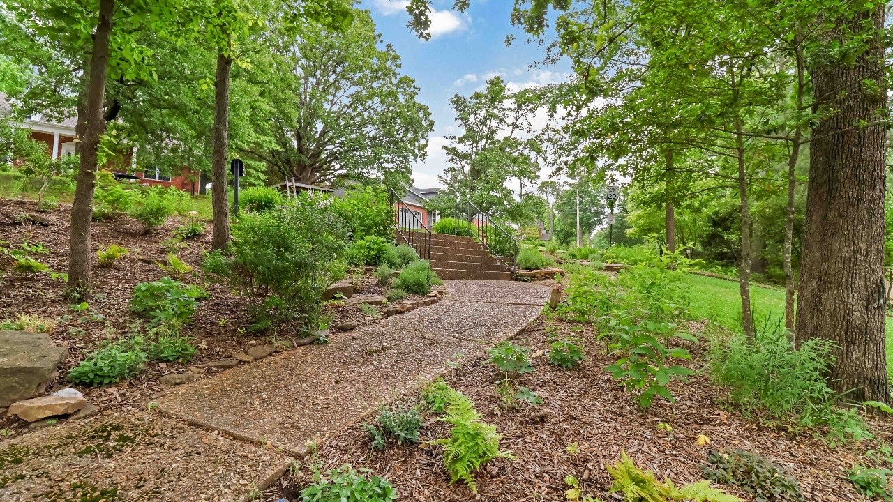 951 Pembroke Road, Fayetteville, AR 72701 [Aerial]