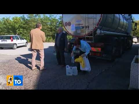 tv kanalları A Borgo di Fabriano torna il problema dell'acqua non potabile