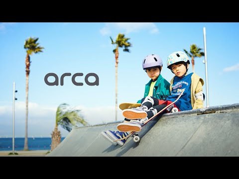 バイザー付きのストリートスタイルチャイルドメット【 ARCA (アルカ)】