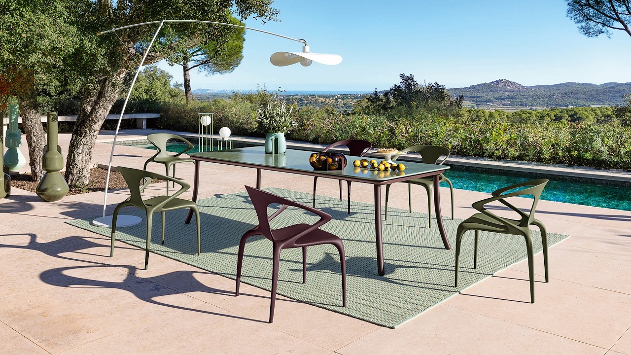 Catalina table de repas, design Stephen Burks