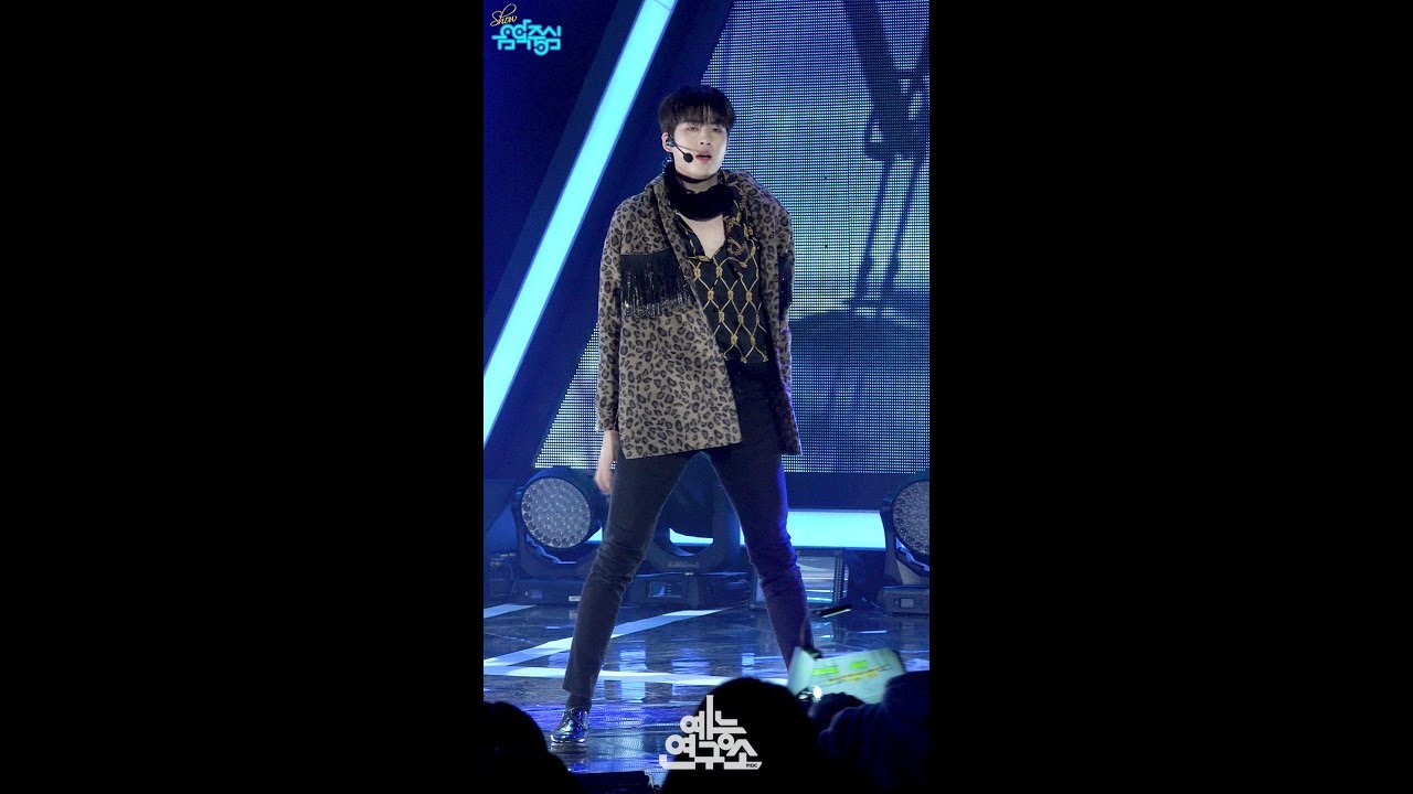 [예능연구소 직캠] UP10TION - Blue Rose (KOGYEOL), 업텐션 - Blue Rose (고결) @Show Music core 20181208のサムネイル