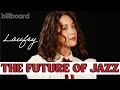 Capture de la vidéo Laufey Talks About Her Grammy Nomination, Taylor Swift Songwriting & More | Billboard Cover