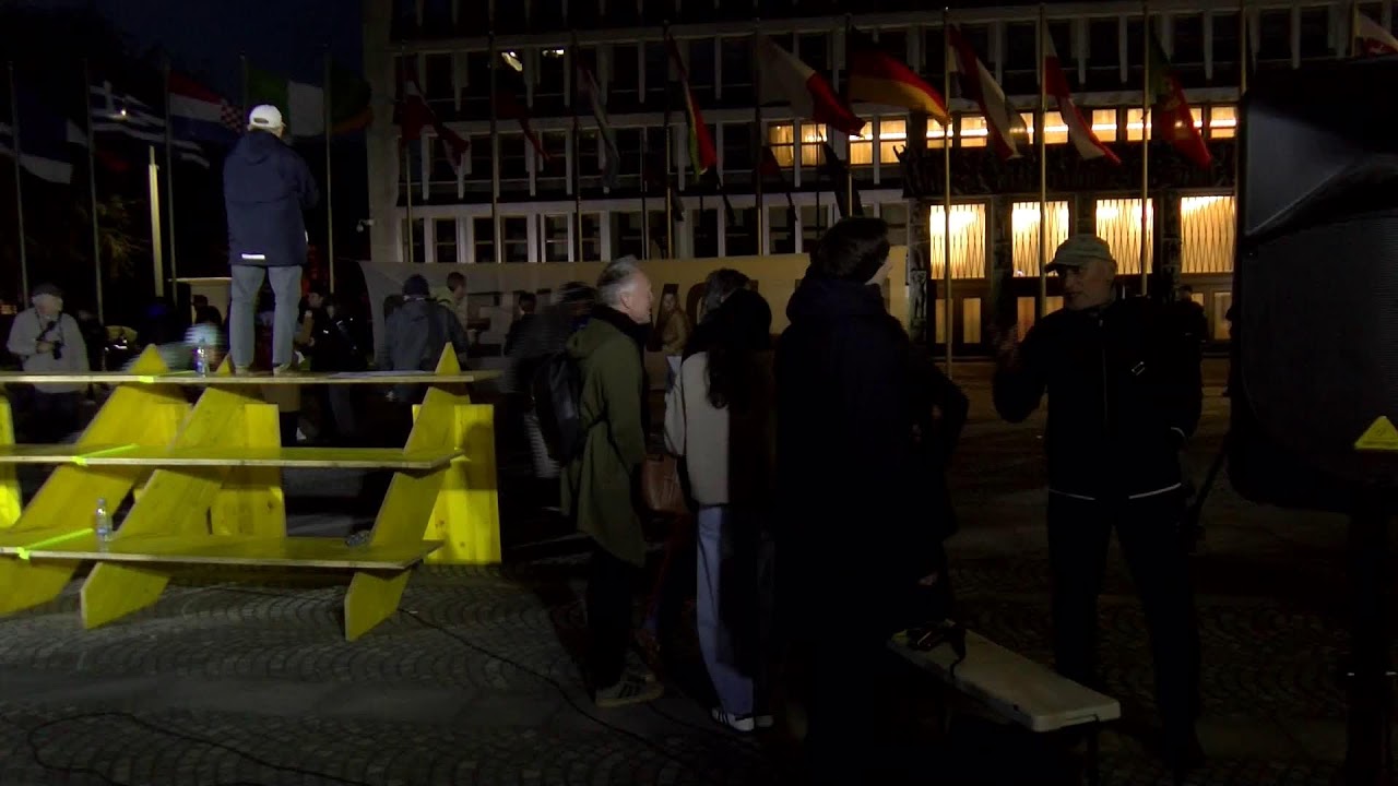 (V ŽIVO)Trgu republike - Iz oči v oči - veliko predvolilno soočenje z ljudstvom Jaše Jenulla