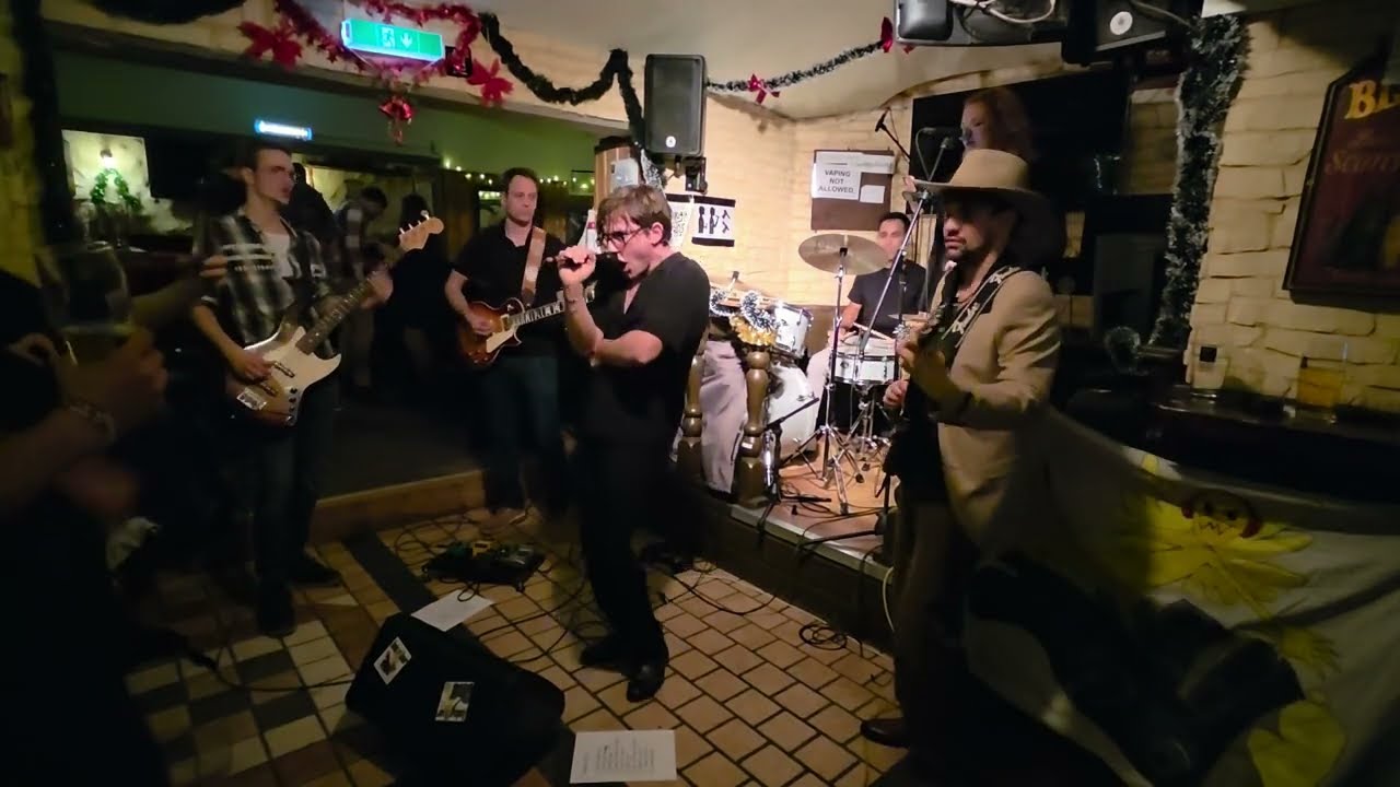 Do I Wanna Know by Arctic Monkeys | Cover by Last Cats On Earth @ Shamrock Munich