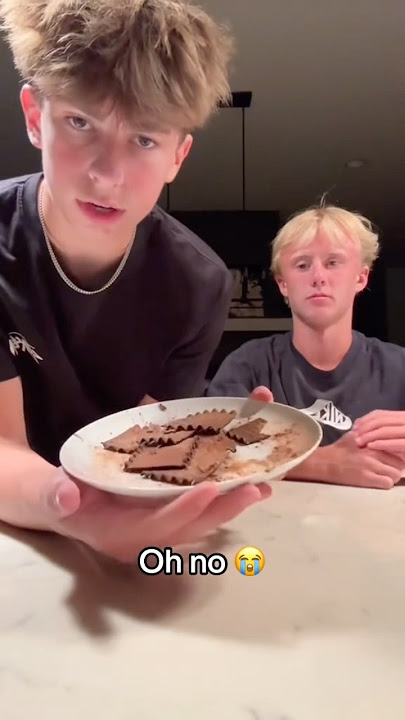 One bro turned red 😭🤣