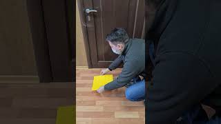 Монтаж тактильной плитки на самоклеящейся основе