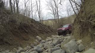Taking on the rock pit by Tunnel Vision 4x4 2,526 views 10 years ago 6 minutes, 45 seconds