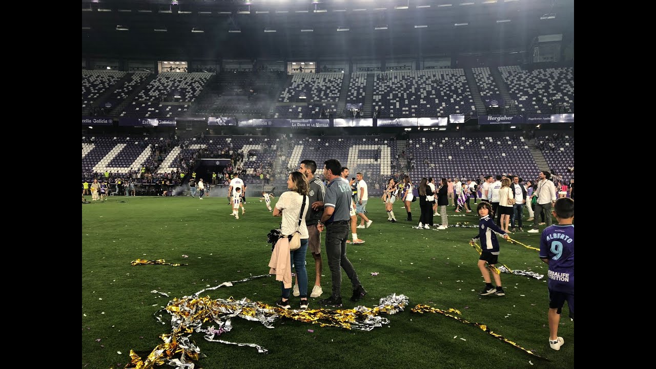 La fiesta del ascenso, en el José Zorrilla: los jugadores se unen a la ...