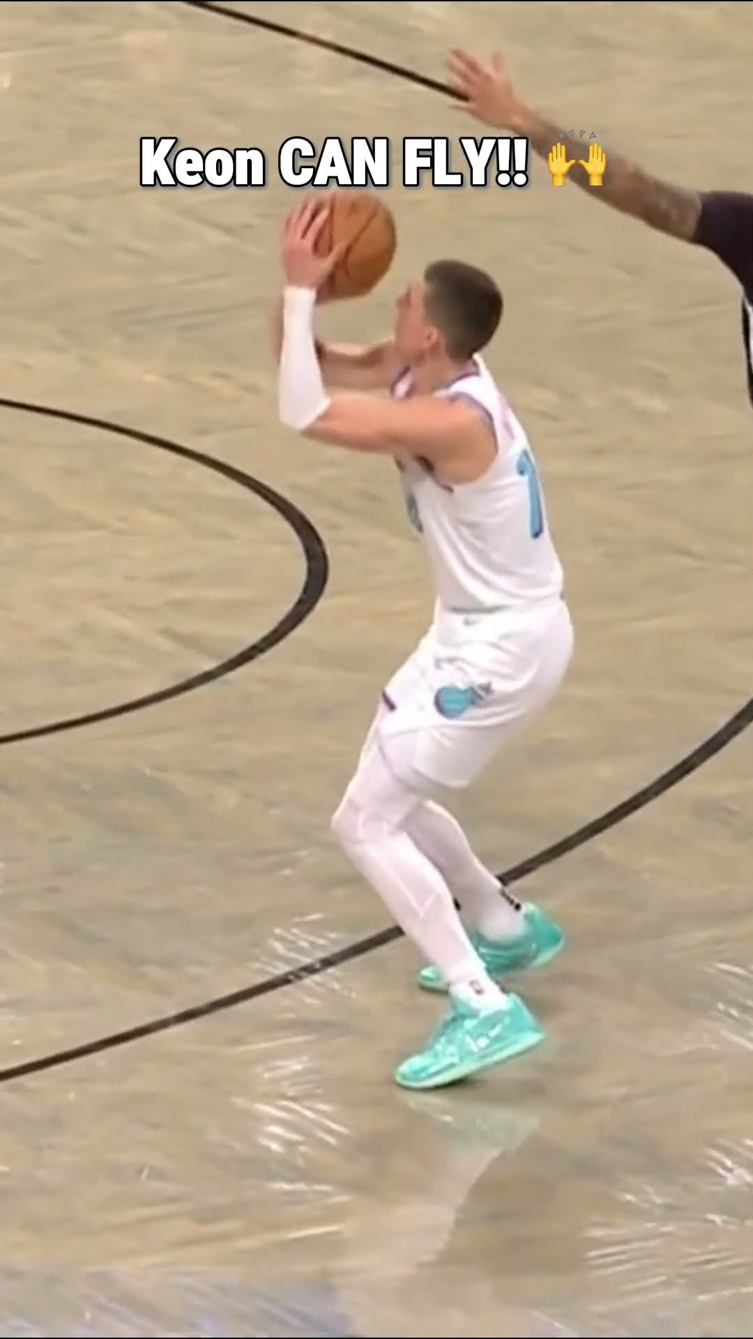 Keon Johnson CAN FLY ?