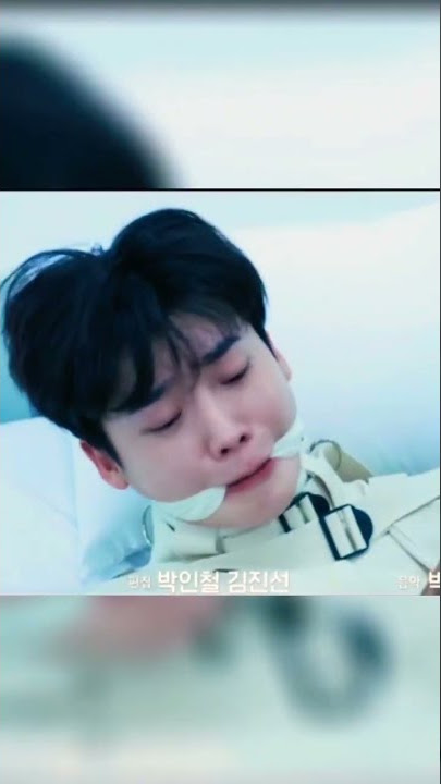 Lee Jong Suk is in danger 😭😭//Big Mouth//Ep8 //#kdramaedit #bigmouth #leejongsuk #yoona