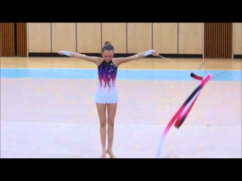 Video: Centrum Rytmickej Gymnastiky V Lužnikách: Strešná Konštrukcia Ako Ladná Vlna Gymnastickej Stuhy