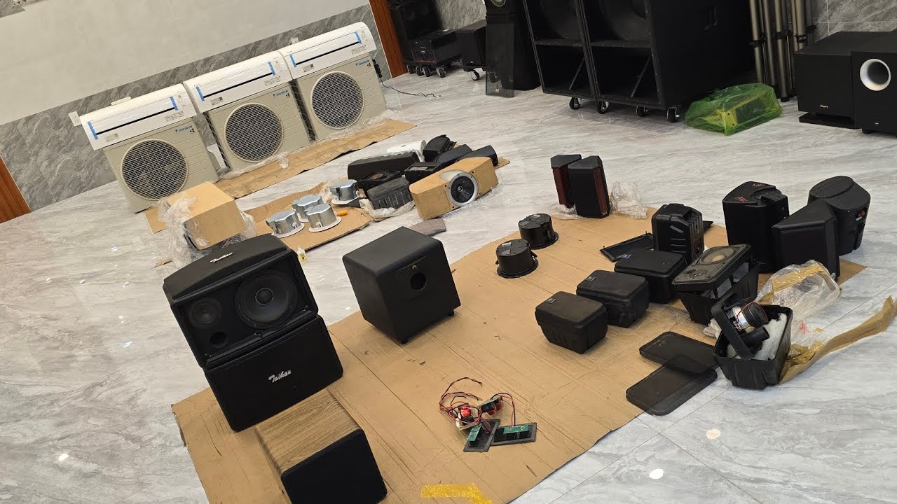 Máy lạnh Daikin đời cao. Loa center. Loa sub điện. Loa tay bose jbl. Phân tầng 350k. 0966.812.781 