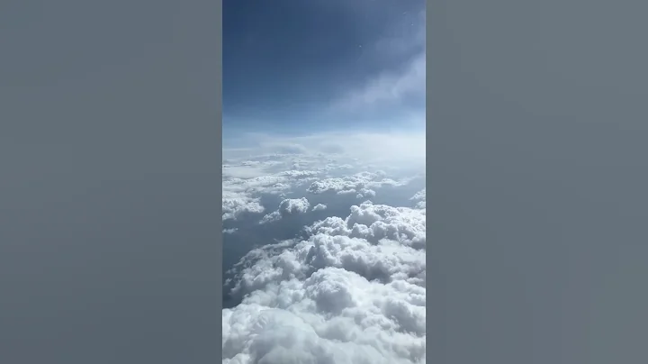 Cloudy day #airplane #aviation#airplaneview #aviation #flight #shorts #shortvideo #short #pilot