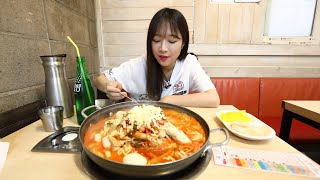 Traditional Spicy Rice Cake Mukbang! Cheese Fried Rice Korean Eating Show