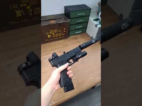 Video: ¿Por qué los cañones de las glock apuntan hacia arriba?