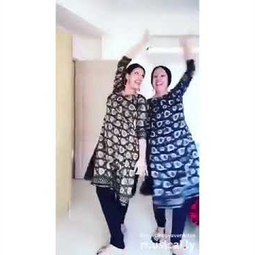 Sowbhagyam venkitesh and Thara kalyan dubsmash. What a mother daughter duo!! ๐