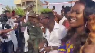 Shatta Wale Sprays Full Bag of Money on Fella Makafui & Medikal at their wedding