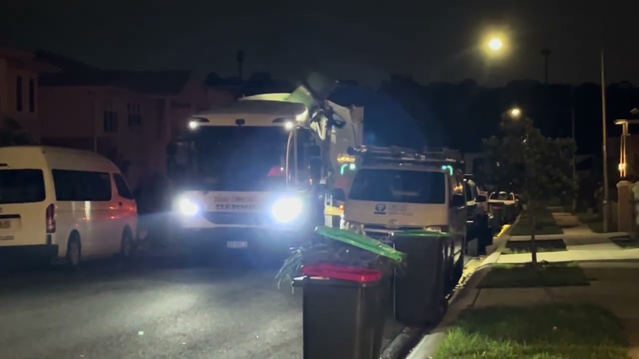 Heavy Autumn Bins in Denham court With SL985 and Garbage With SL741 and SL856 