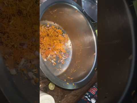 karnataka famous street food,churmure 😋 #churmur #bhelpuri #streetfood #karnatakafood #foodvideos