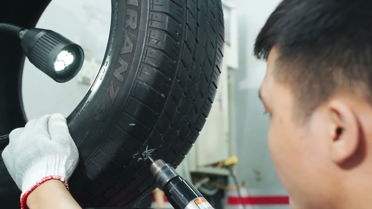 Quy Trình Vá Nấm Ô Tô Tại ATOM Premium Auto Services | Hướng Dẫn Chi Tiết