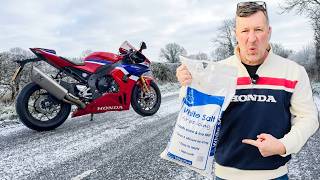 Hoe lang blijft strooizout op de Britse wegen liggen? (En is het inmiddels veilig?)