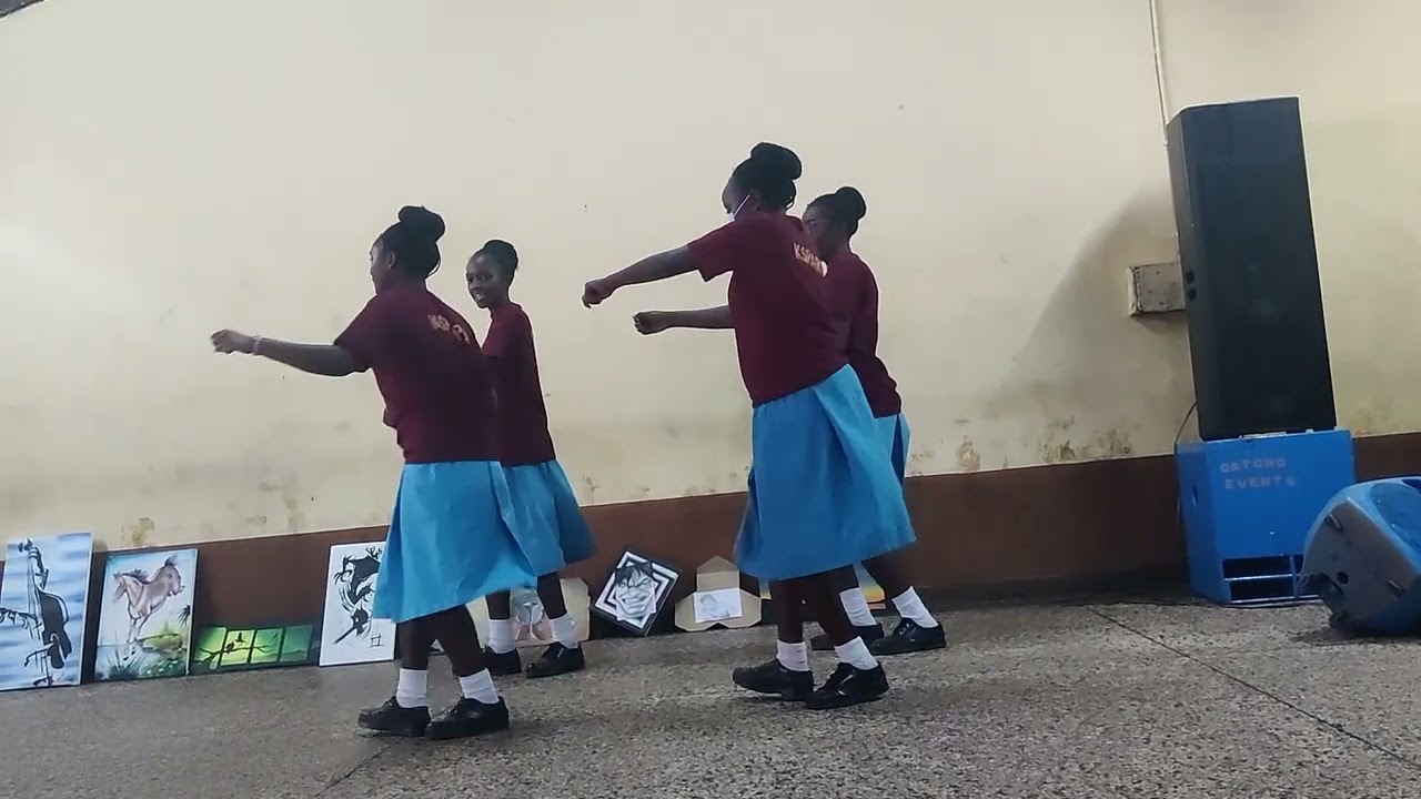 KIRIAINI GIRLS DANCE AT CULTURAL EVENT.
