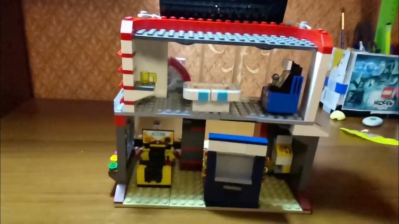 Обзор на лего торговый центр с ооооооооооочень странными фигурками ...