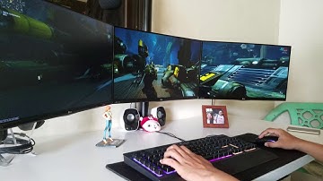 Warframe Gameplay on Triple Monitor