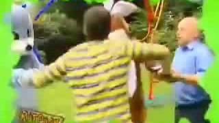 Ueli Maurer Danse Avec Des Teletubbies