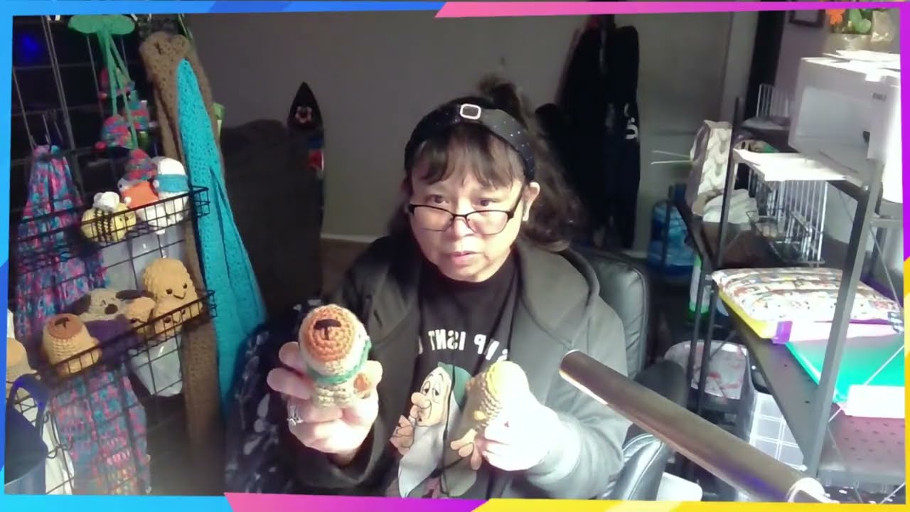 Sewing capybara plushie faces at 5am | Full tutorial