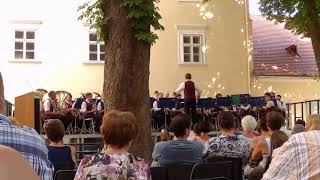 **** WOLKERSDORFER STADTKAPELLE - SCHLOSSKONZERT **** 11.6.2018