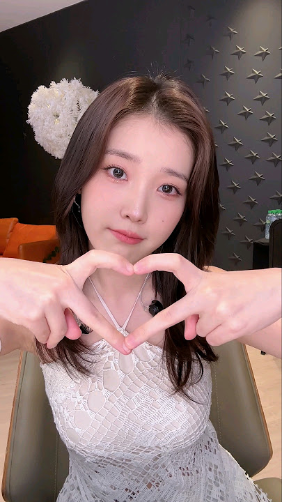 유애나 보고싶다고 말하는데 딱 10초 걸렸어 #아이유 #IU #IU_WORLD_TOUR #HEREH #유애나 #UAENA